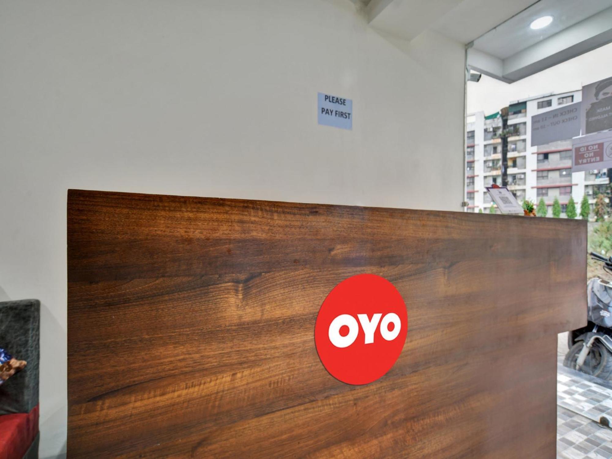 Oyo Hotel Dr Greens Indore Exterior photo